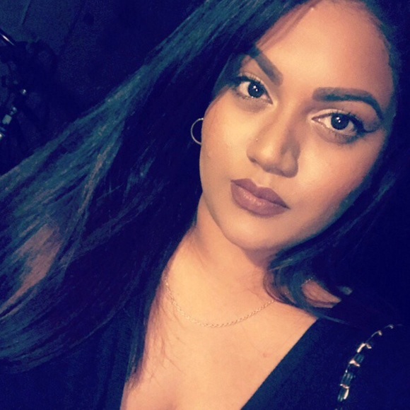 Meet your Posher, Aliya - Picture 6 of 6